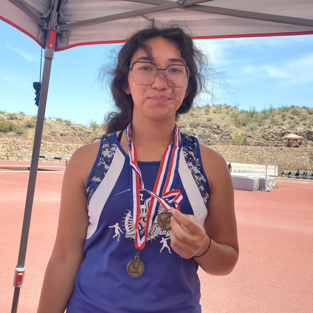 AriesMendez_915_track tweet media