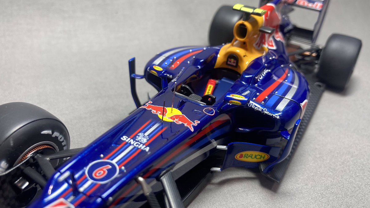 model_octopus's tweet photo. TAMIYA 1/20 Red Bull Racing Renault RB6 #6 M.Webber
完成、堪らん。
#Redbull #RB6
#フォーミュラカー部門
#ワイルドカード部門
#All_That_Competition_Car https://t.co/lxUj6Btto7