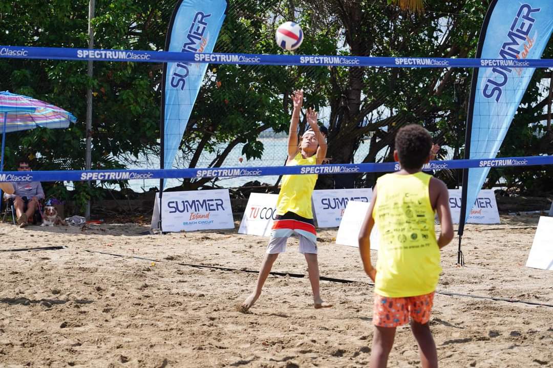 ToaBajaOficial's tweet photo. El Summer Island Beach Circuit llegó hoy a nuestro Balneario Punta Salinas, en su primera de cuatro paradas para los deportes del voleibol y tenis playero. #OrgulloLlanero 🏐🎾 https://t.co/fIH18ypAUk