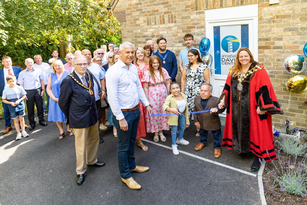 Terry Harris (@terryharris_cn) on Twitter photo Nice to see <a href="/AnnabelleLDavis/">Annabelle Davis</a> at Bring your Dad to work day (<a href="/WarwickADavis/">Warwick Davis</a>) Fantastic work at the <a href="/YPCS_UK/">YPCS</a> Centres in Wisbech and Yaxley. #Mentalhealth #YoungMinds Nice to see <a href="/AnnabelleLDavis/">Annabelle Davis</a> at Bring your Dad to work day (<a href="/WarwickADavis/">Warwick Davis</a>) Fantastic work at the <a href="/YPCS_UK/">YPCS</a> Centres in Wisbech and Yaxley. #Mentalhealth #YoungMinds