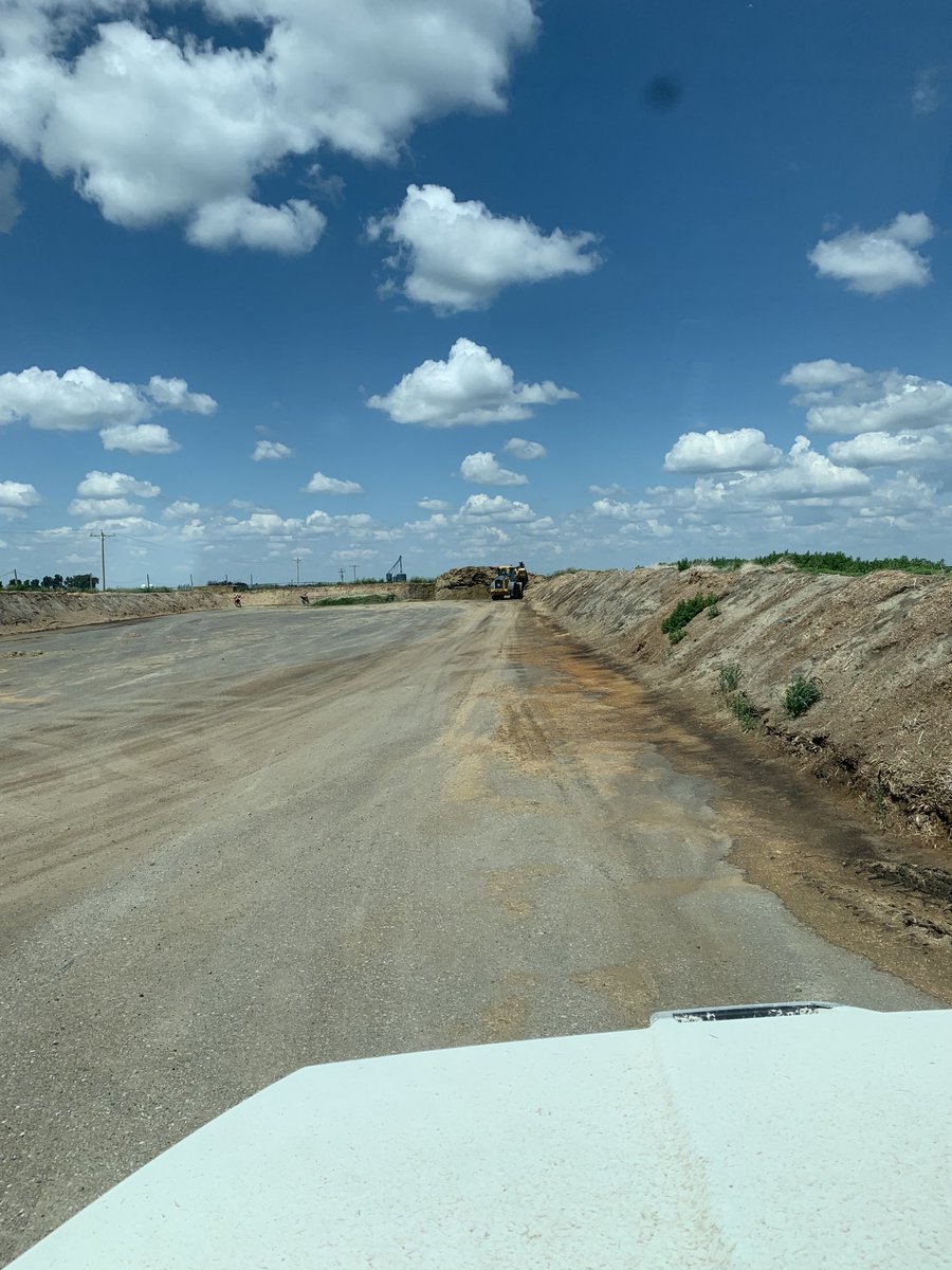 MattSlingerlan1's tweet image. New crop silage is just around the corner right?