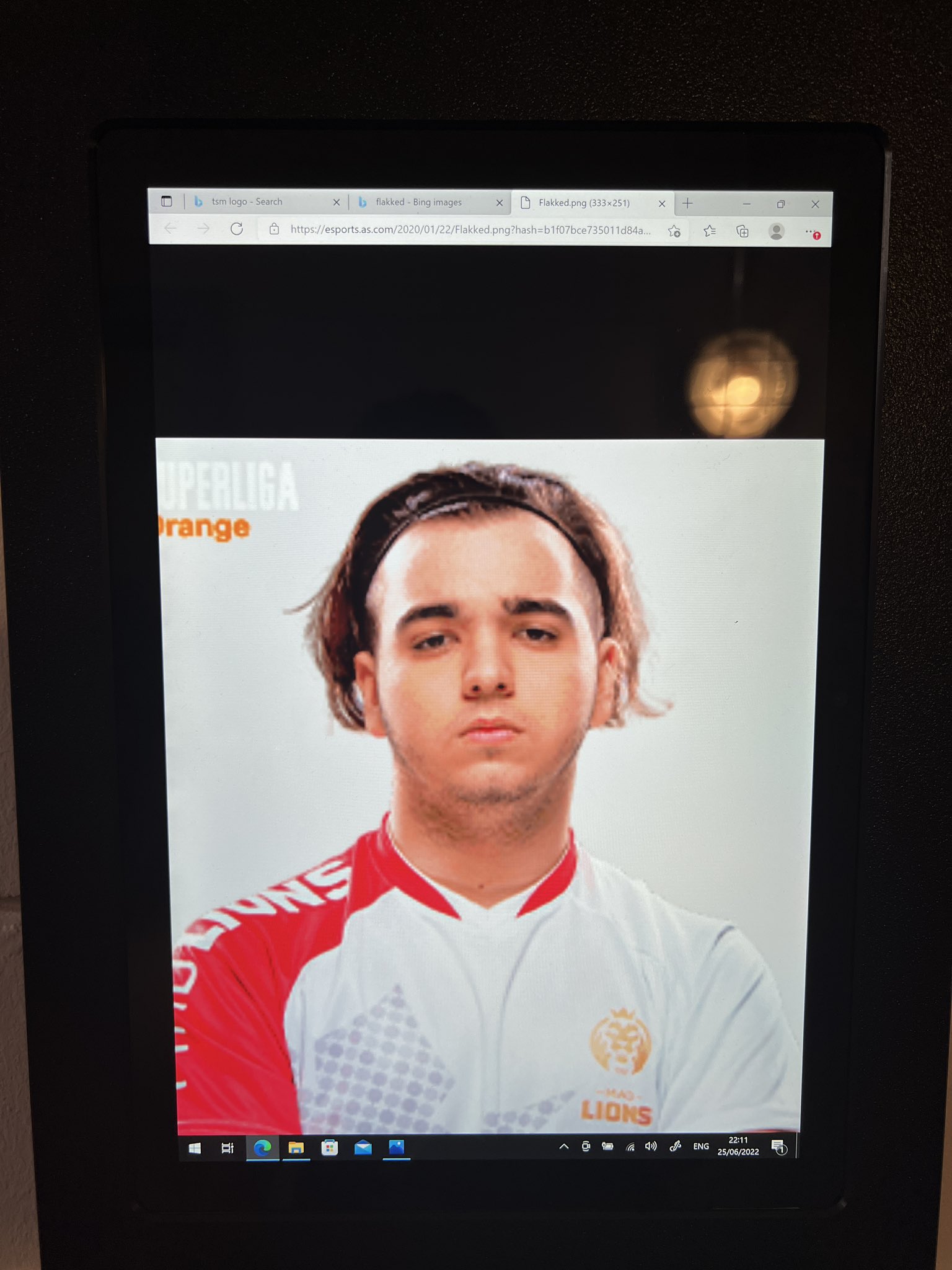 Eefje Depoortere on Twitter: "@IWDominate @Thaidakar1 😅" / Twitter