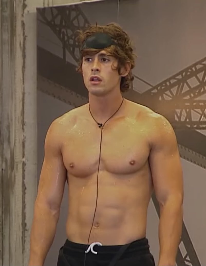 Proximo año mr jagger vs shelao porfavor