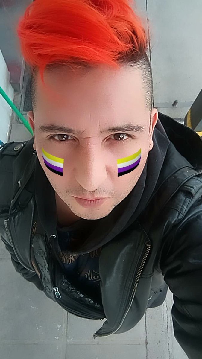 PipeAllendeM's tweet photo. Los fin de semana trabajo, x lo q no pude ir a la #marchadelOrgullo 🥺
Lo + importante es no olvidar q #OrgulloEsProtesta y #OrgulloEsMemoria
Quiero enviar un abrazo lleno de amor a cada persona #LGBTQ q me lee, en especial a personas no binarias 🌈💖
#Pride2022 #AprueboSinMiedo https://t.co/oAOjHt4ucC