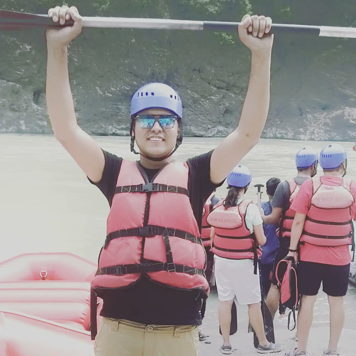 maahinegi814's tweet photo. #Rafting #AdventureTime #Fun #Fearles #gangariver #FridayVibes https://t.co/c1MdDh7Oc0