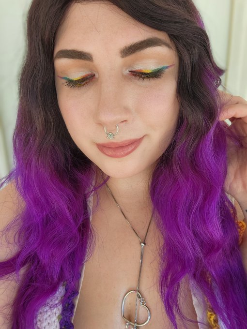 ❤🧡💛💚💙💜 https://t.co/kd6e27ul7Z