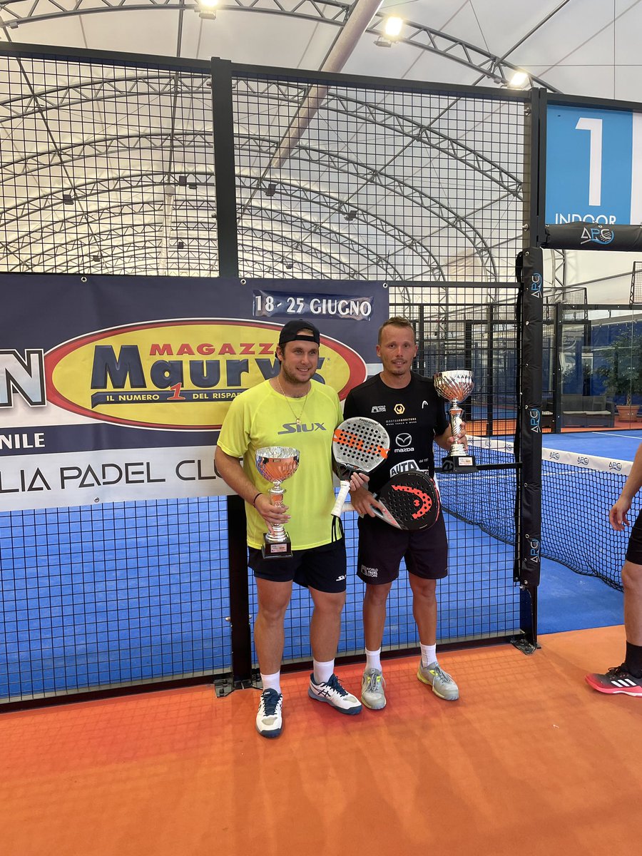 🎩 Capo d'opera!!

<a href="/Siuxpadel_es/">SIUX</a> 
#FeelThePadel