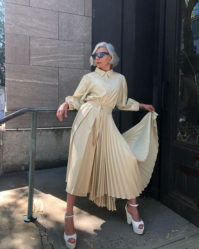 EstiloEnnia's tweet photo. Tendencias 2022: Faldas y vestidos plisados. Ideas de looks 😍❤️

Esta temporada presta atención a los modelos largos, lisos (en colores de moda) o estampados, para el día a día o para ocasiones especiales...->✨ https://t.co/gfPOUCcI1q
