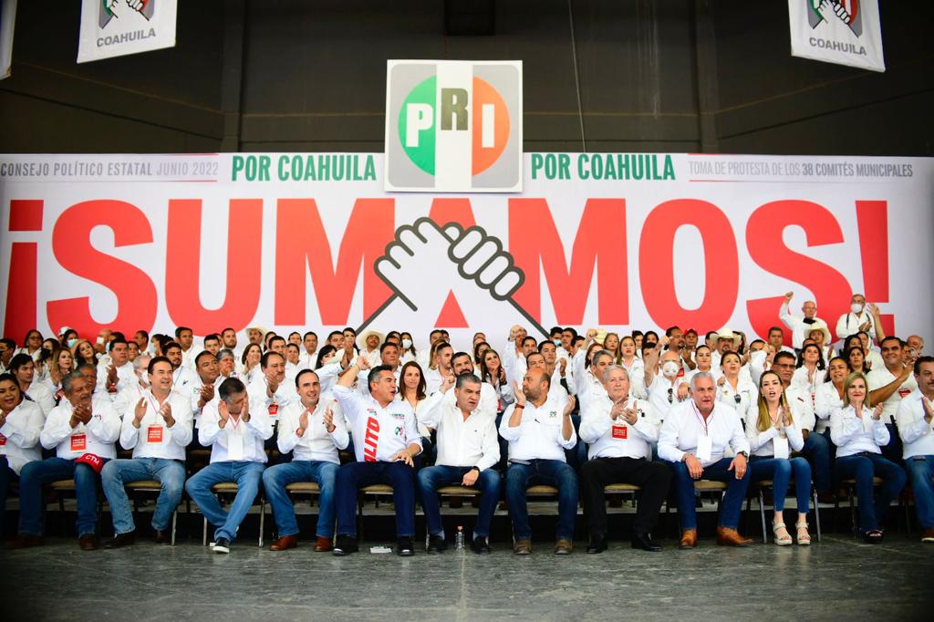 mrikelme's tweet photo. La fuerza del PRI en nuestro estado es innegable. 

Mi mensaje sigue siendo fuerte y claro: yo sí me la juego al cien por ciento con el Revolucionario Institucional. ¡Que viva el PRI! ¡Viva Coahuila! ¡Viva México! 🇲🇽 #SumamosPorCoahuila https://t.co/tLUqbfTi5T