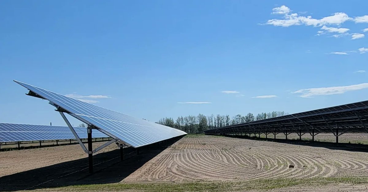 gr8cansolar's tweet photo. It's officialโผ๏ธ The Shell Scotford #SolarFarm was turned over to the Operations team this week!
Thank you to everyone involved in the project, without the dedication and passion this project couldnโt have finished on time or under budget โ
๏ธ
_
#yegsolar #solarsolutions #solarPV https://t.co/P0fy3SeNRu