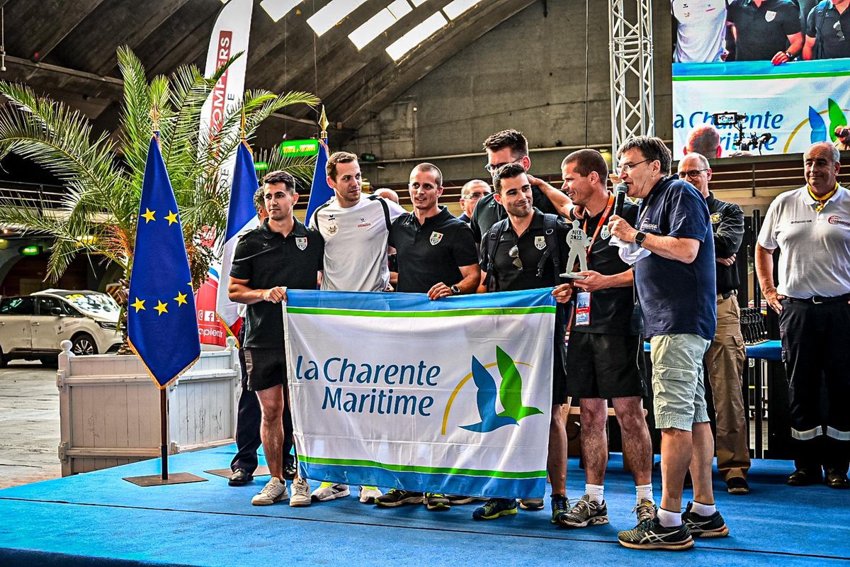 PompiersFR's tweet image. #CNSR2022 | 
Résultats SR 
💪🏻Meilleure nouvelle équipe : @pompiers36 - @Udsp36 
↗️Meilleure progression : @sdis_06 - @udsp06 
🥉: #SDIS33 - @udsp_gironde 
🥈: @SDIS17 - @UnionPompiers17 
🥇: @SDIS44 - @UDSP44