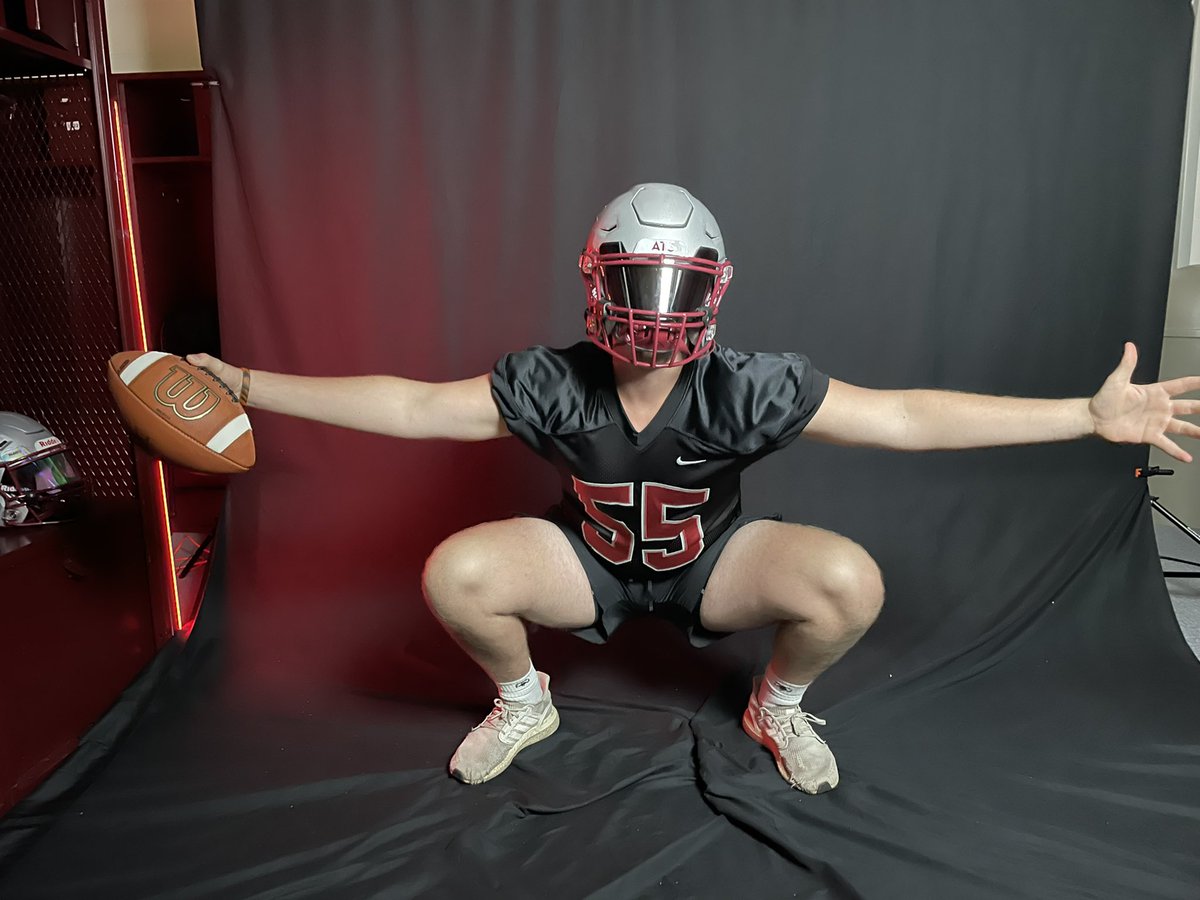 E_Quinn_39's tweet photo. Had an amazing visit at @HamlineU! Huge thanks to @CoachGreenie for the invite! #GoPipers @techtigerfb https://t.co/5nlkBZoDas