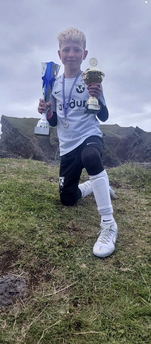 Brynja Bjarnadóttir tweet media