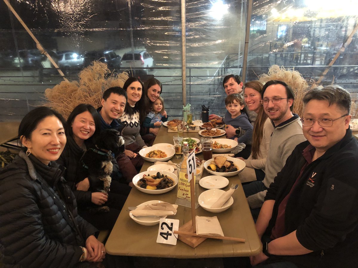 why_lei's tweet photo. @AndrewWangMD @uvagastro Thanks Andy! My time here was sweeter than all the bonbons we gave 😉 Hoping to have you visit @CalDomMed in the Great White North soon 🇨🇦 https://t.co/XdYcEbHzIP