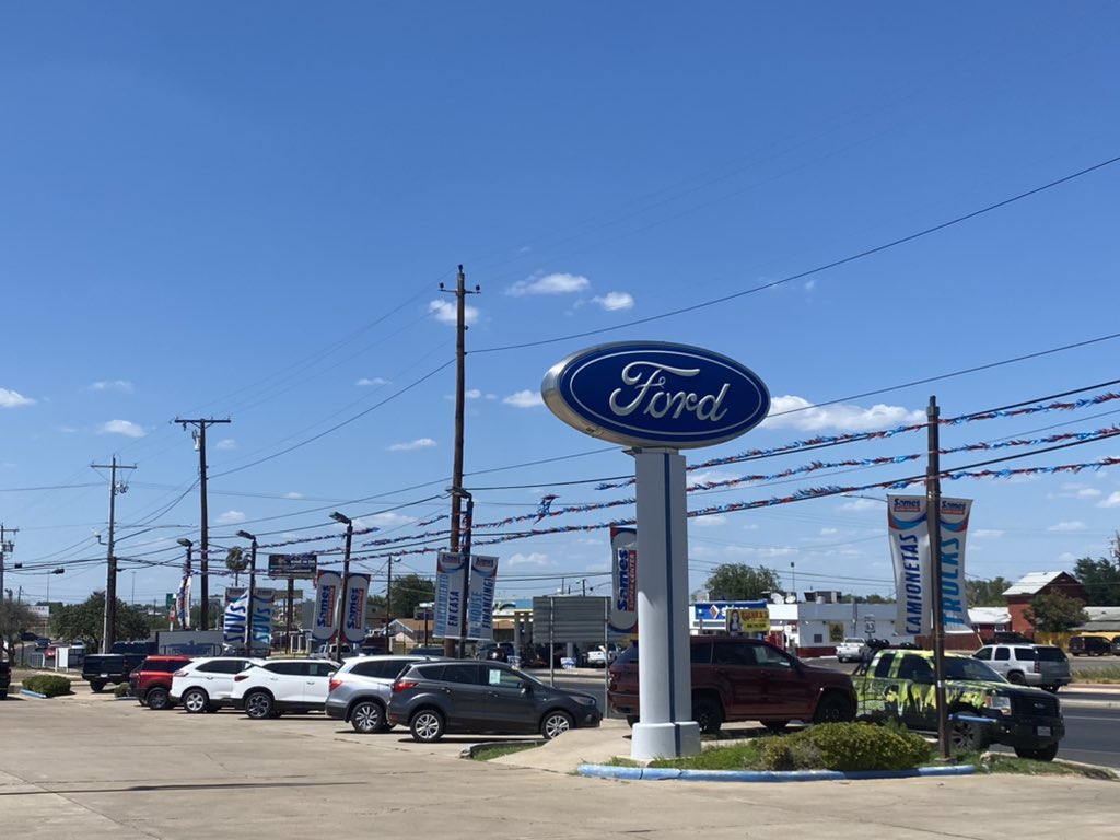 z93LDO's tweet photo. Sames Super Center South 802 S. Zapata Hwy! https://t.co/Rnw0ChJoV7