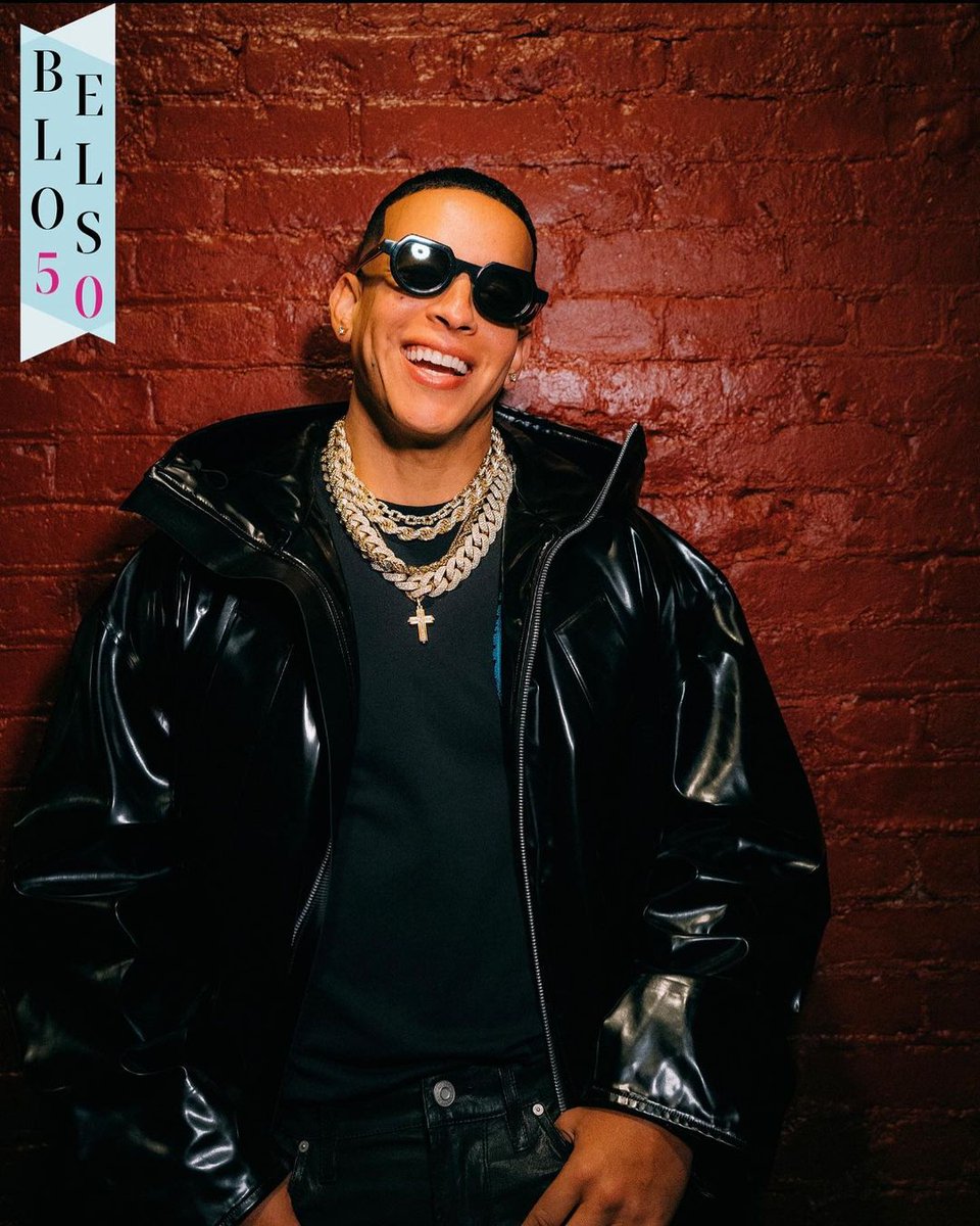 _joseyankee's tweet photo. @daddy_yankee 🐐 abre la lista de los 50 más bellos de la revista @peopleenespanol. Es la octava vez que big boss aparece en esta lista. #lengendaddy LINK EN HISTORIAS. 🔥 https://t.co/t8z2lvAZXh