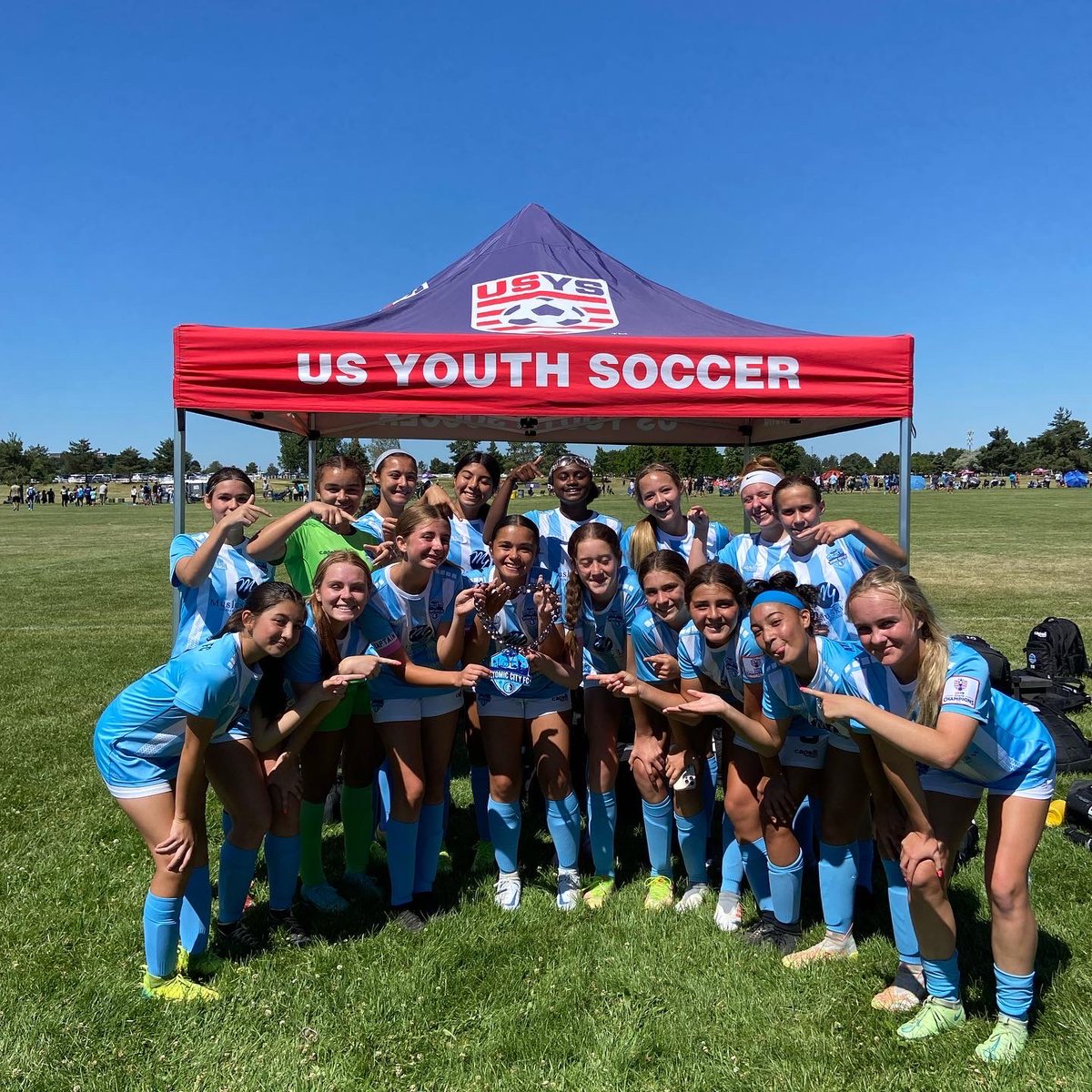 AtomicCityFC's tweet image. Have you heard… this AMAZING team of young ladies are headed to the Far West Regional Championships FINALS! Here are some pictures from today’s semifinal match. Photo-cred 📸 Nevada Youth Soccer. #FWRFinalsHereWeCome #TEAMChainGang #MusluskyLaw #CapelliSport