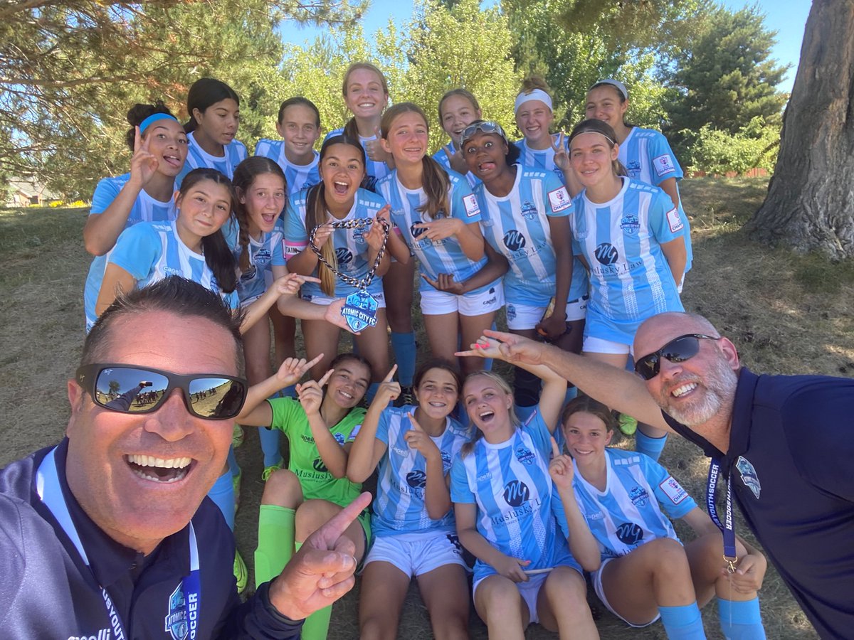 AtomicCityFC's tweet image. Have you heard… this AMAZING team of young ladies are headed to the Far West Regional Championships FINALS! Here are some pictures from today’s semifinal match. Photo-cred 📸 Nevada Youth Soccer. #FWRFinalsHereWeCome #TEAMChainGang #MusluskyLaw #CapelliSport