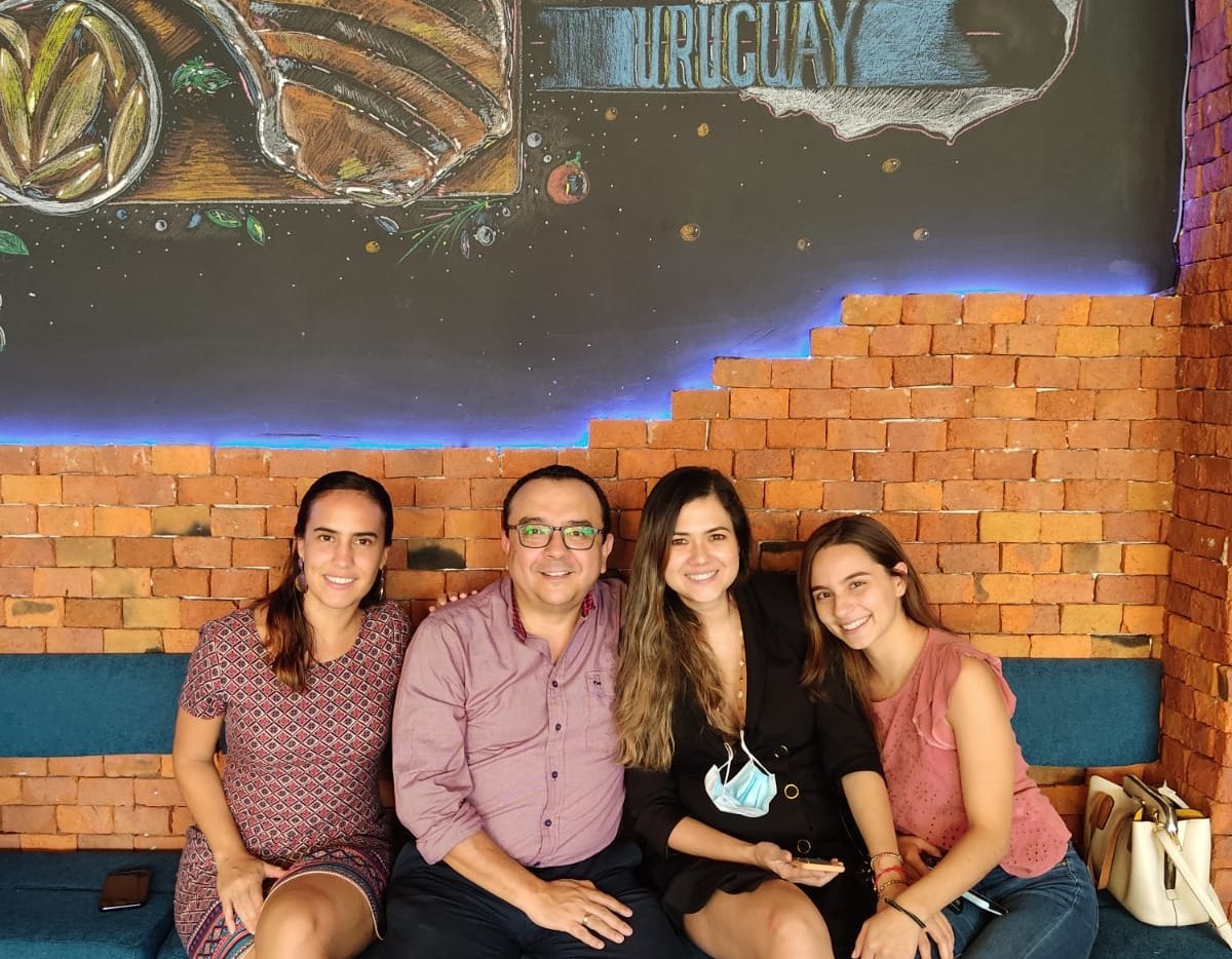 gentilefusion's tweet photo. Gentile: Laguna Plaza y en la Galería del Hotel Tryp by Wyndham ex Sonesta junto al Mall del Sol. Abierto todos los días para disfrutar Carnes y Pastas, en el primer Restaurante Uruguayo-Italiano. #EsTiempoDeFusion Reservas: 0984081000 https://t.co/juOOvRx2zX