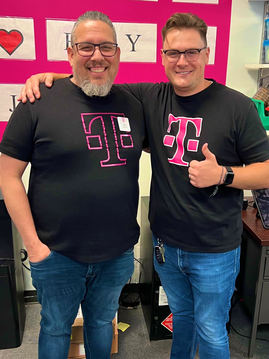 thoy1020's tweet photo. Best Wishes to José on his move!! Thank You for Everything you’ve done to support our store and community!                     #NorthCarolina here he comes!! @Jimenez216_ @Kraus__M @J_a_wag https://t.co/cow8prU5Fv