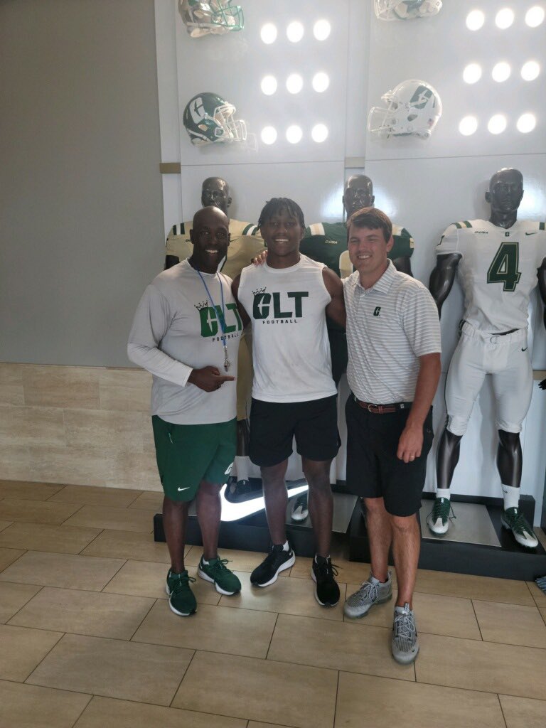 AGTG !!🙏🏾 After a great camp and conversation with @Coach_heals I’m blessed to receive an offer from the University of North Carolina at Charlotte!! @Coach_heals @CharlotteDLBake @CoachJasonEstep @charchristfb @TGurley81