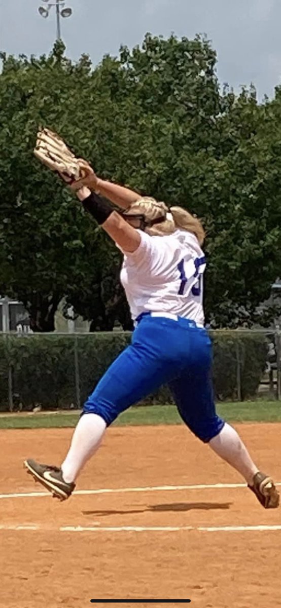 terry4398's tweet photo. @Kaitlyn1532 Doing her thing ! Great game KP #15 https://t.co/QQoIvCLTcE