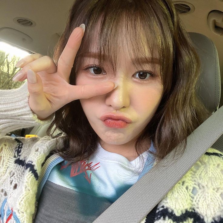 Akuma_bonney's tweet photo. Postando tarde pq fui obrigada kkkk
Eu e minha neném, ela do amor é eu do rock.
#wluv
#reveluvselcaday 
#RedVelvet https://t.co/HBYvFp04xE