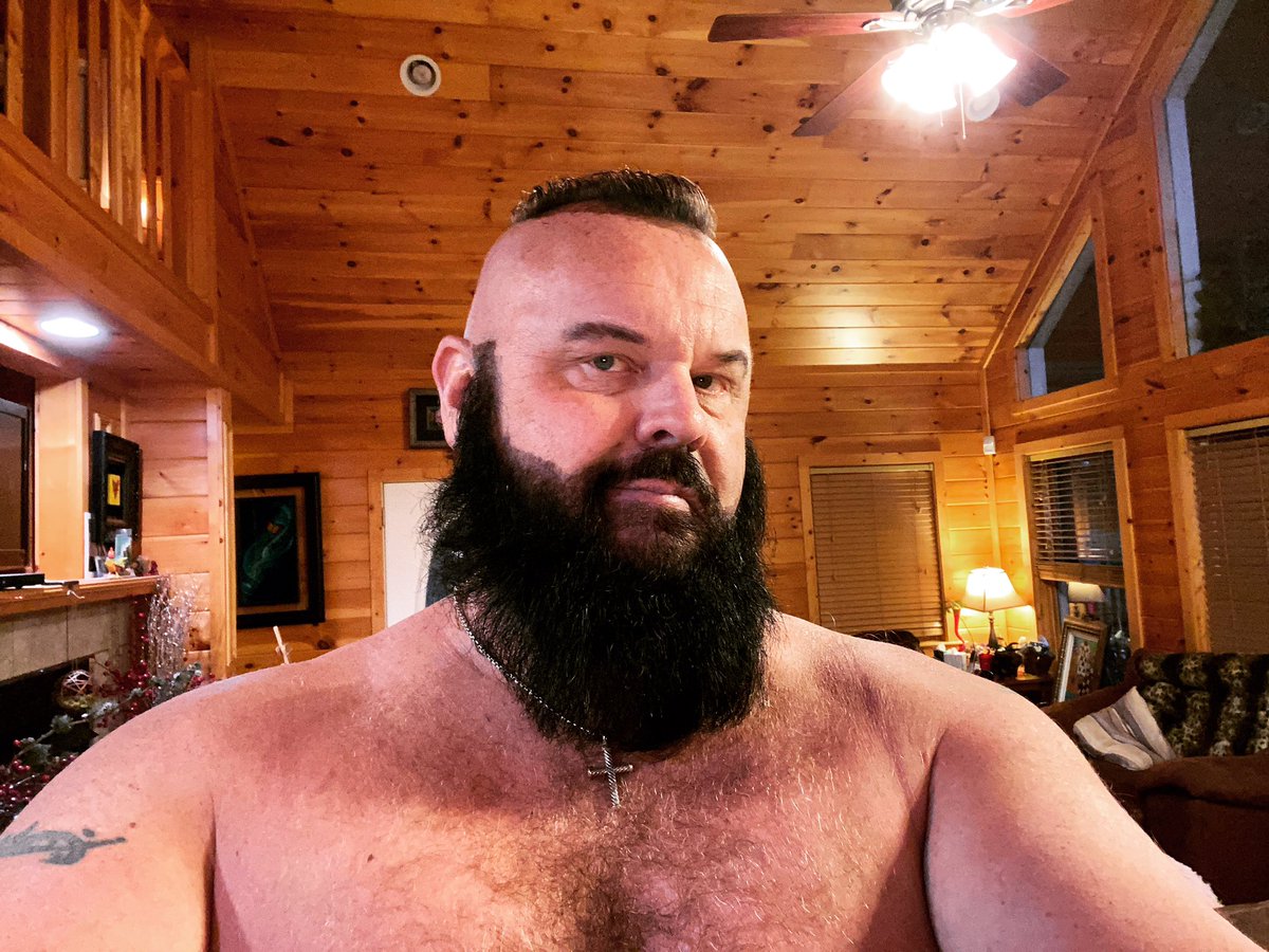 scottking0326's tweet photo. Happy #sidebeardsaturday from this #bearded #scruffybear 🐻.
#bearbie #beardedbear #beardedguy #beardedmen #beardsandtattoes #bearschubscubs #lovewins #lovemeanslove #smokymtnbears #mtnking #scruffybears #scruffy #beardlife https://t.co/y1iMc8XKRn
