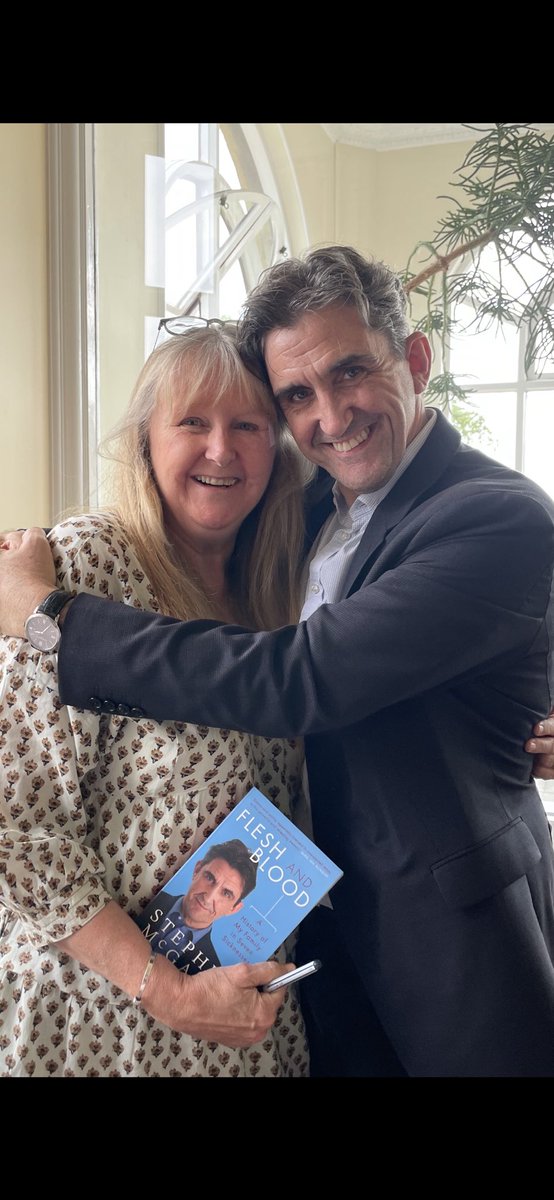 susiejtucker's tweet photo. And it was lovely to see you at the Felixstowe Book Festival, Stephen.  @StephenMcGann.  #besthugger 🥰 https://t.co/A1Bb6KZ0tr