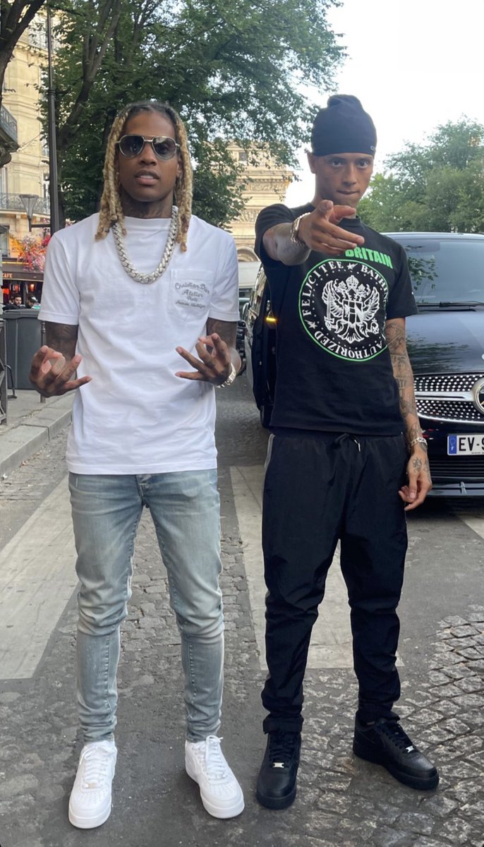 Cench23__'s tweet photo. @lildurk with me https://t.co/rMroGAdcNX