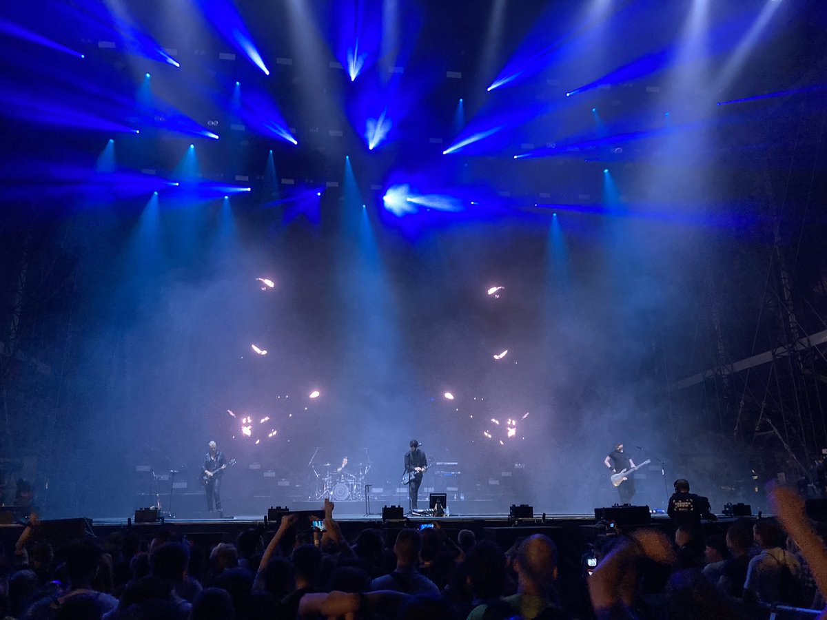 bnfct_'s tweet photo. #VOLT2022 
#pendulumlive
 @Pendulum @rob_swire @Perryguitar666 @KjSawka @Garethmcgrillen https://t.co/8IW74qQq8T