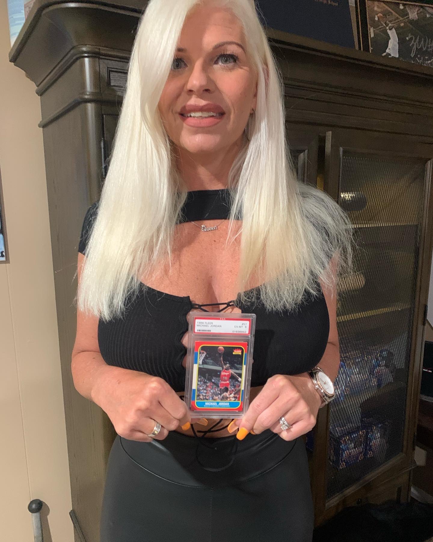 Claudette Monroe on Twitter "Did you know I collect sports memorabilia