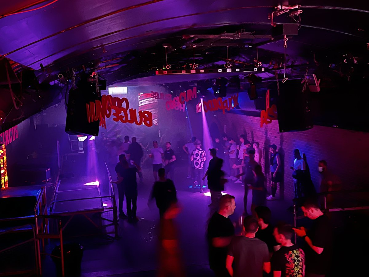 brendonscottuk's tweet photo. @bigDeclanuk and I partying at @SEXCIRCUS #sexcircus #firelondon #bigdicks https://t.co/bBNOYPtTwZ
