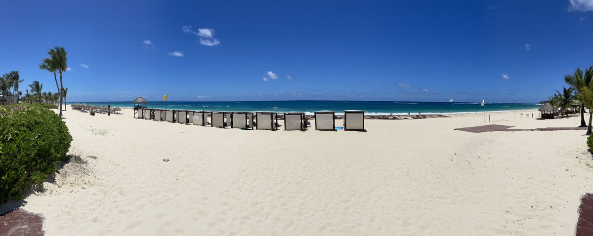 #NFTNYC is cool, sure. But is your project in the Dominican Republic for a meetup rewarding its community? <a href="/noncoducks/">Nonconformist Ducks</a> yet again proving why it’s the best project HANDS DOWN in the space. Been so grateful and humbled by everyone who has made it and I’ve met so far. #DucksUnited