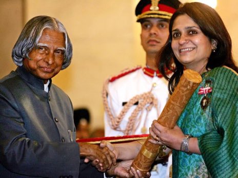 These frauds got Padmas under UPA 

RT if you want #TeestaJavedSetalvad Padma revoked