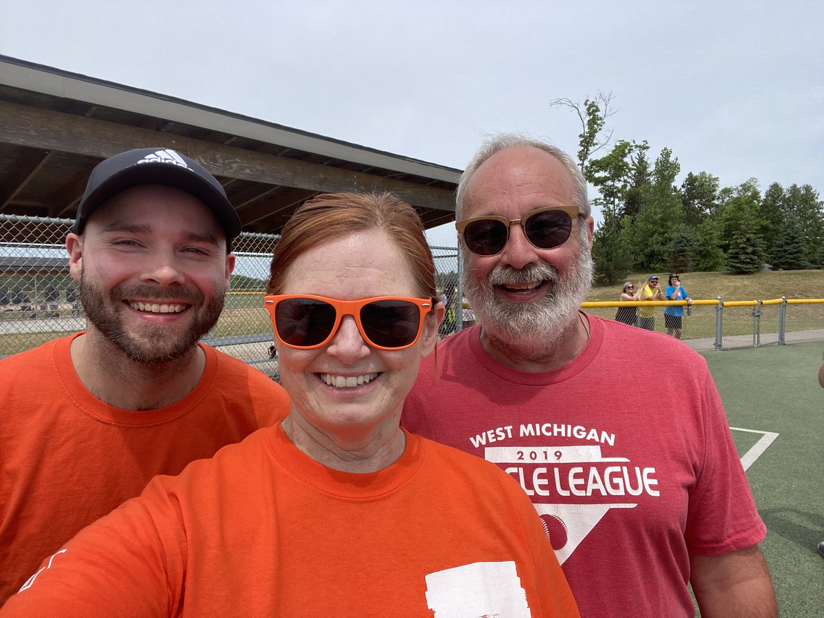 Terry Jean tweet media