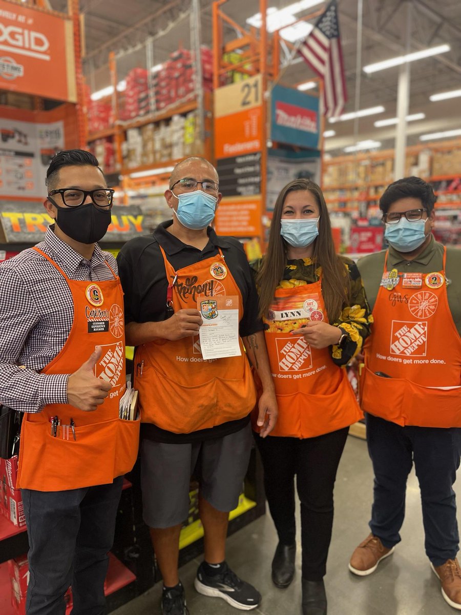 This week we recognized and celebrated our bookkeeping associate Anthony D. for his outstanding performance driving Commercial Credit! 6 accounts generated in 1 day, 149 YTD!! #Pacsouth #D171