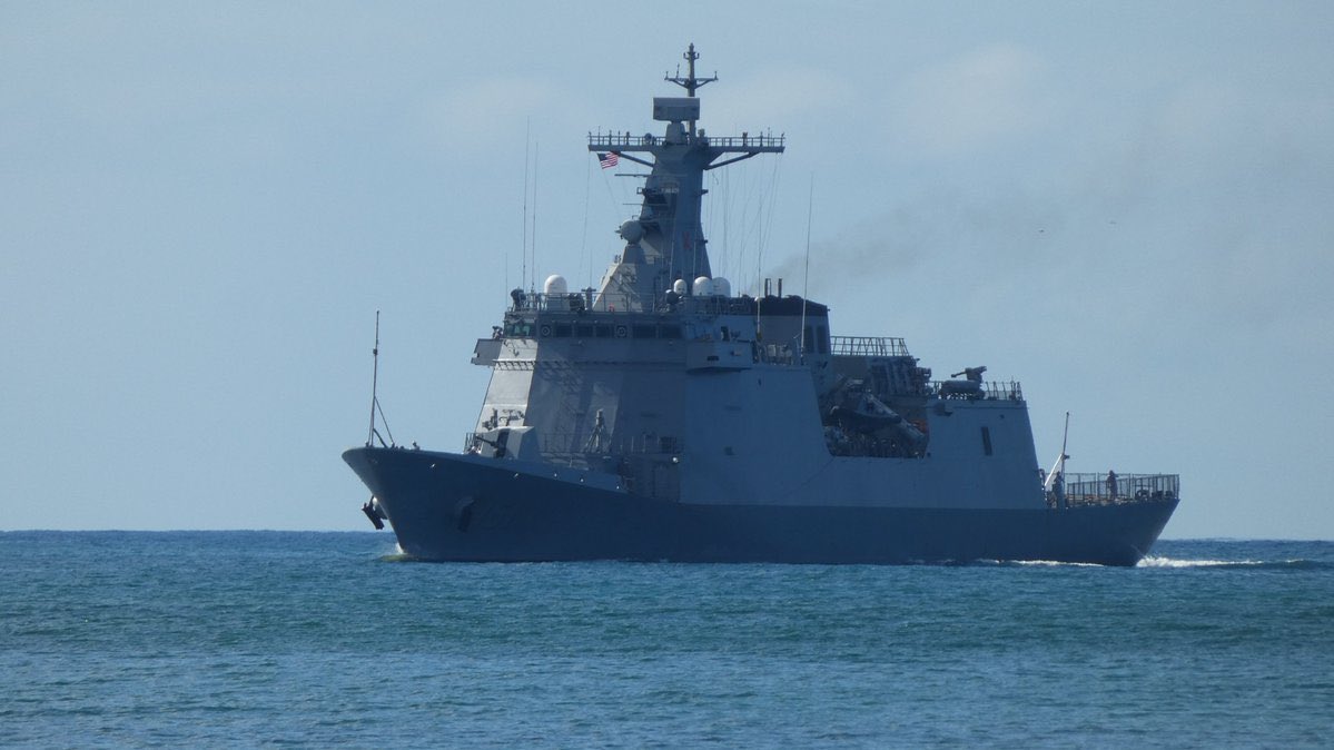 WarshipCam's tweet photo. Philippine Navy Jose Rizal-class guided missile frigate BRP Antonio Luna (FF 151) coming into Pearl Harbor - June 25, 2022 #brpantonioluna #ff151
* photo courtesy of @ES12071207 https://t.co/fdn8lYWmSe