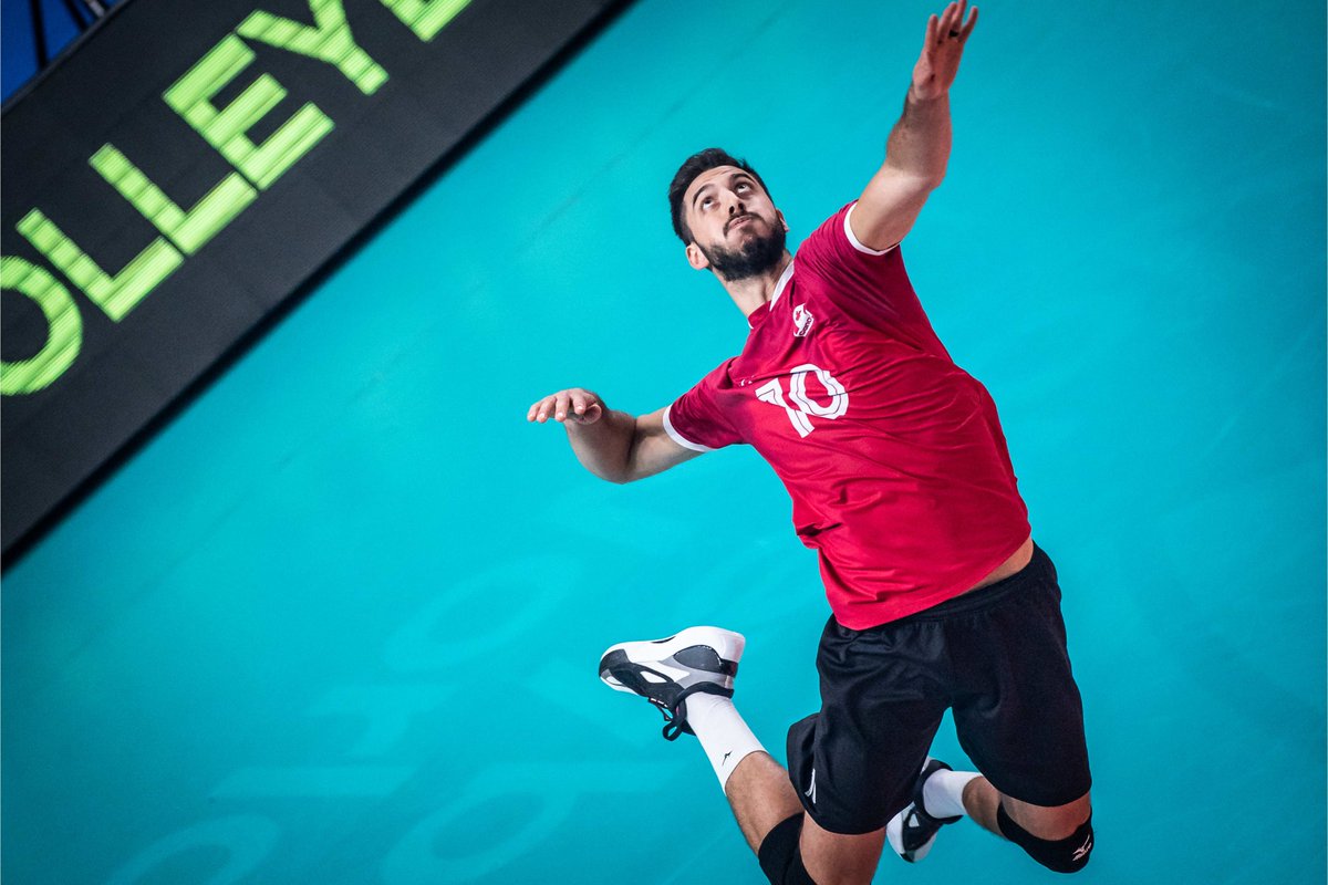hourlyvolley's tweet photo. #Volleyball #VNL #BePartOfTheGame #Sclater #Canada 🇨🇦 https://t.co/tqKNfFYJlw