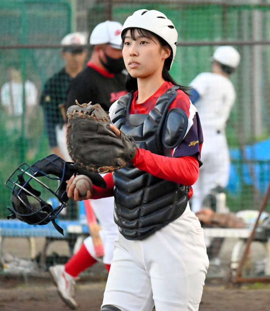 東尾凛がかわいい 中学や身長に進路 打率 球速は 兄は甲子園球児 Mizuno Blog