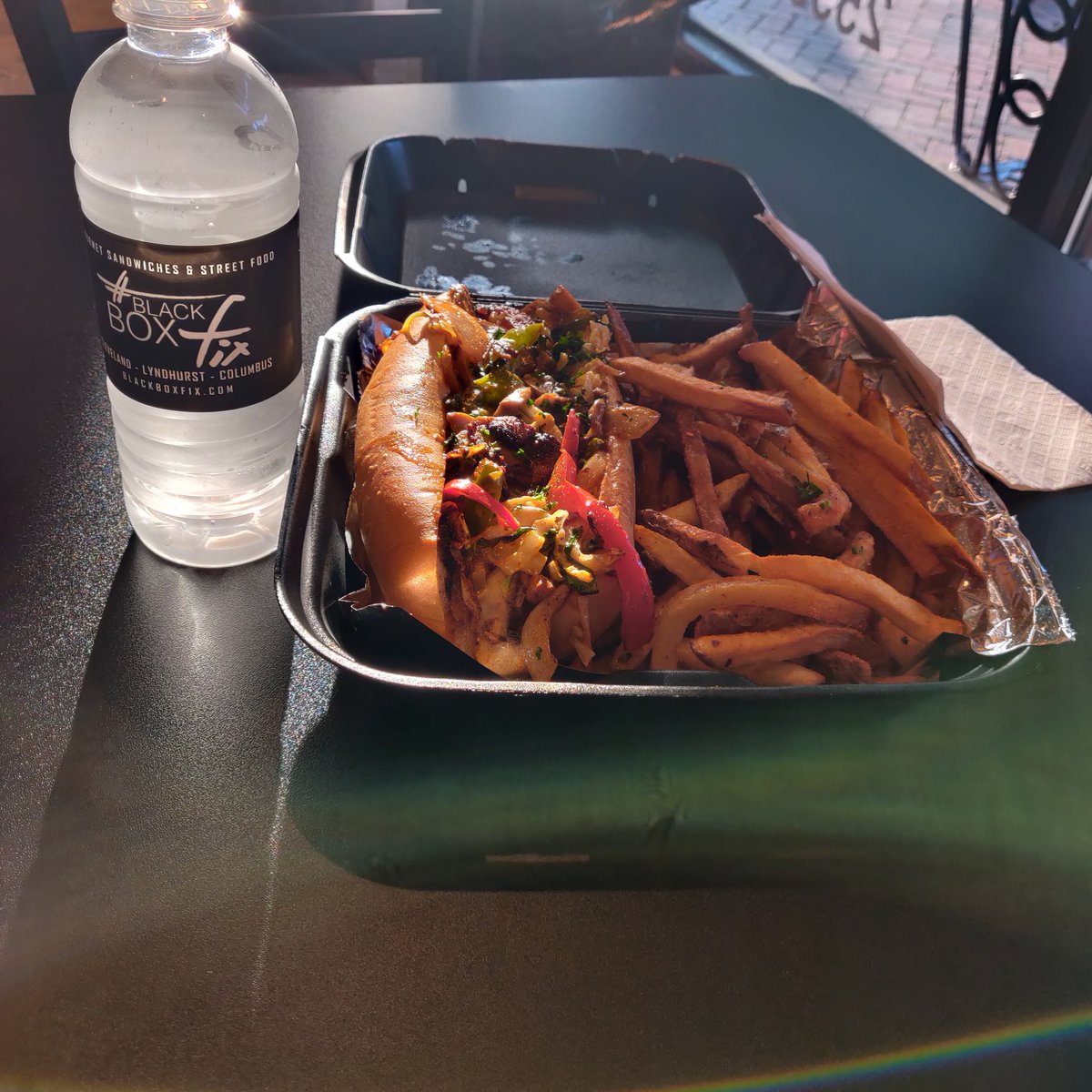 aocm01's tweet photo. I think I'm smelling the start of a good routine! #BlackBoxFix #LegacyVillage #CLE https://t.co/6IpSsvURNL