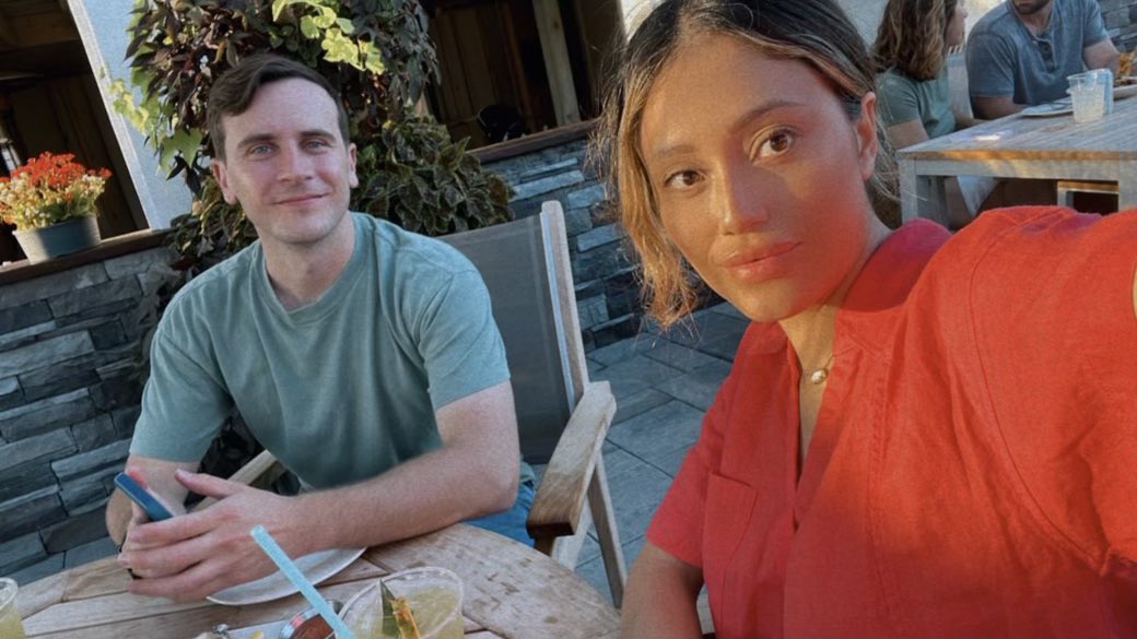 docKev_'s tweet photo. With my queen https://t.co/diucqKrcUu