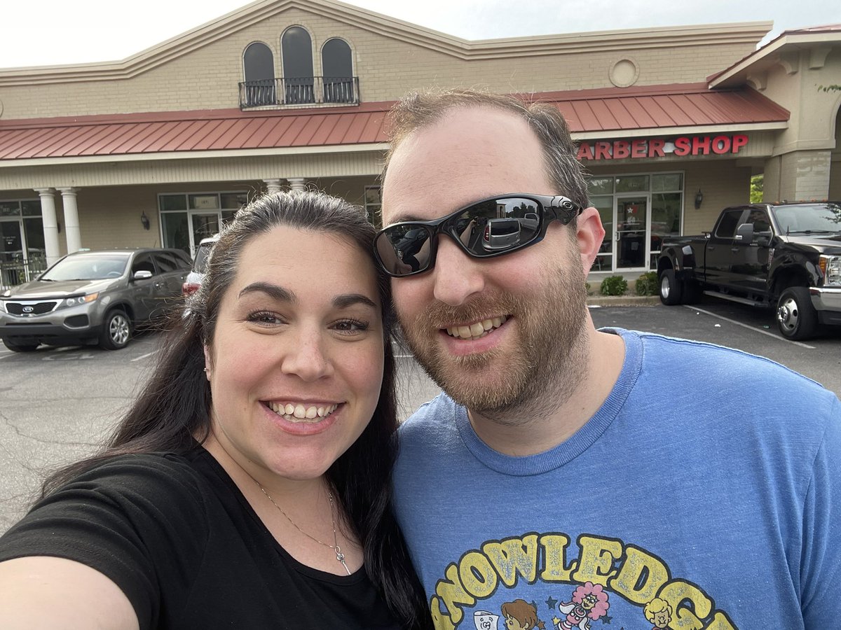 molbergermath's tweet photo. Date night before our family of 2 becomes a family of 3. #39weeks3days #stillpregnant https://t.co/D4qKvGtus2