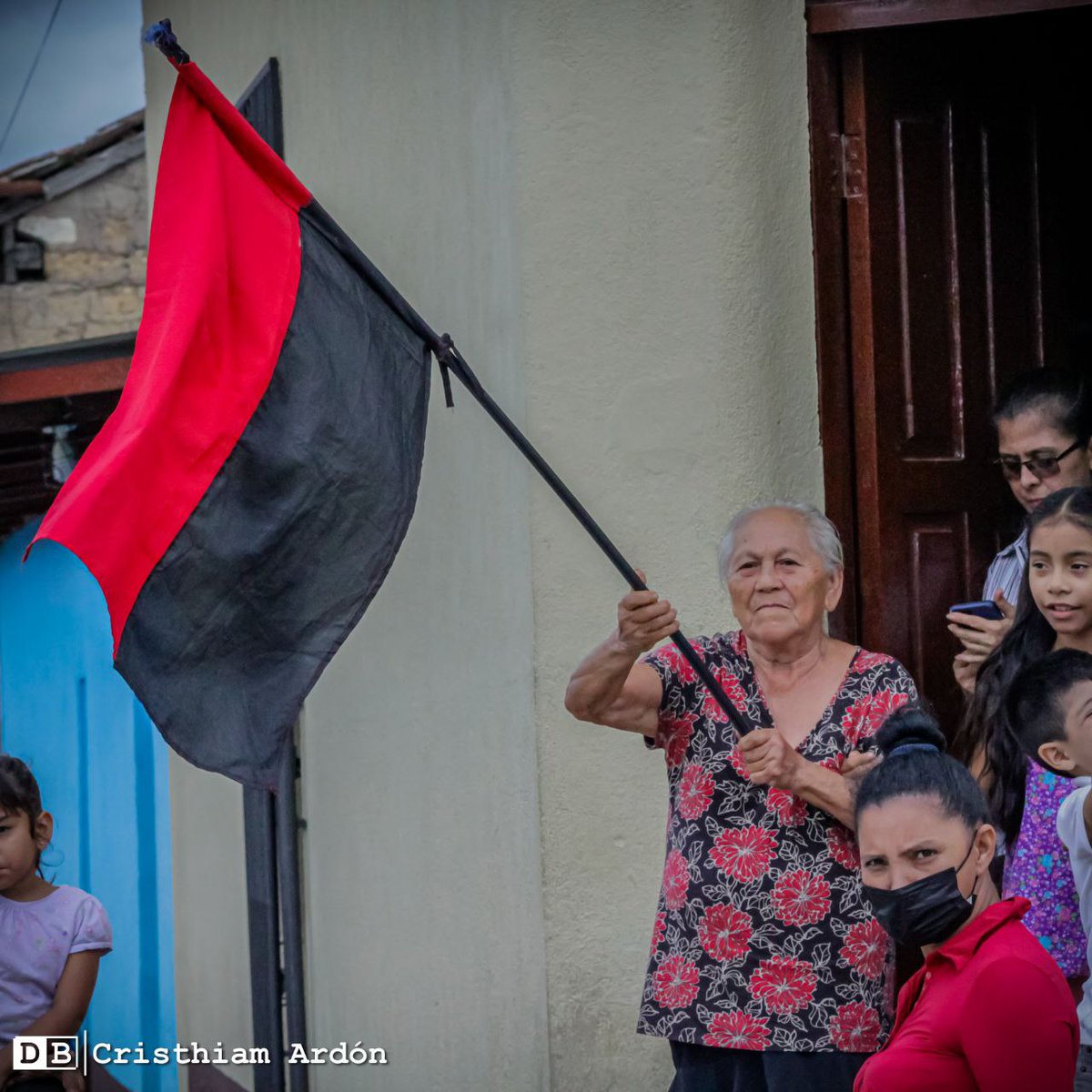 #4319FuerzaDeVictorias | La militancia sandinista de Ocotal ondea banderas de patria y soberanía para conmemorar a los héroes y mártires