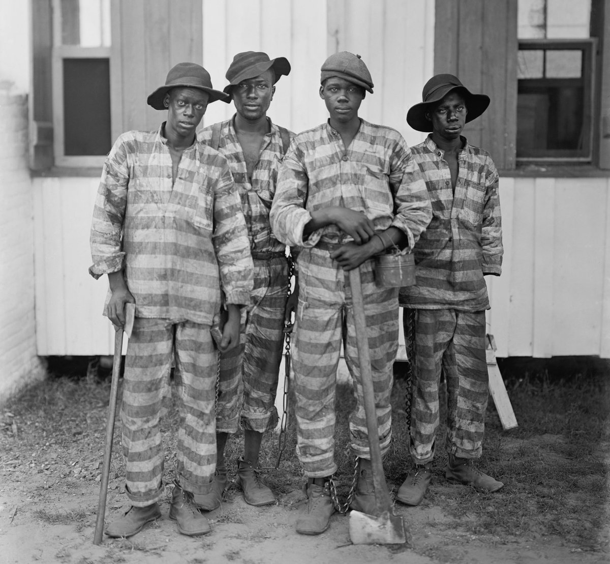 NAACP_LDF's tweet image. Since the Thirteenth Amendment’s passage in 1865, its exception clause has enabled slavery to persist for generations through punitive systems. 

Today, there are still incarcerated Black Americans picking crops on plantations across the country.
naacpldf.org/13th-amendment…