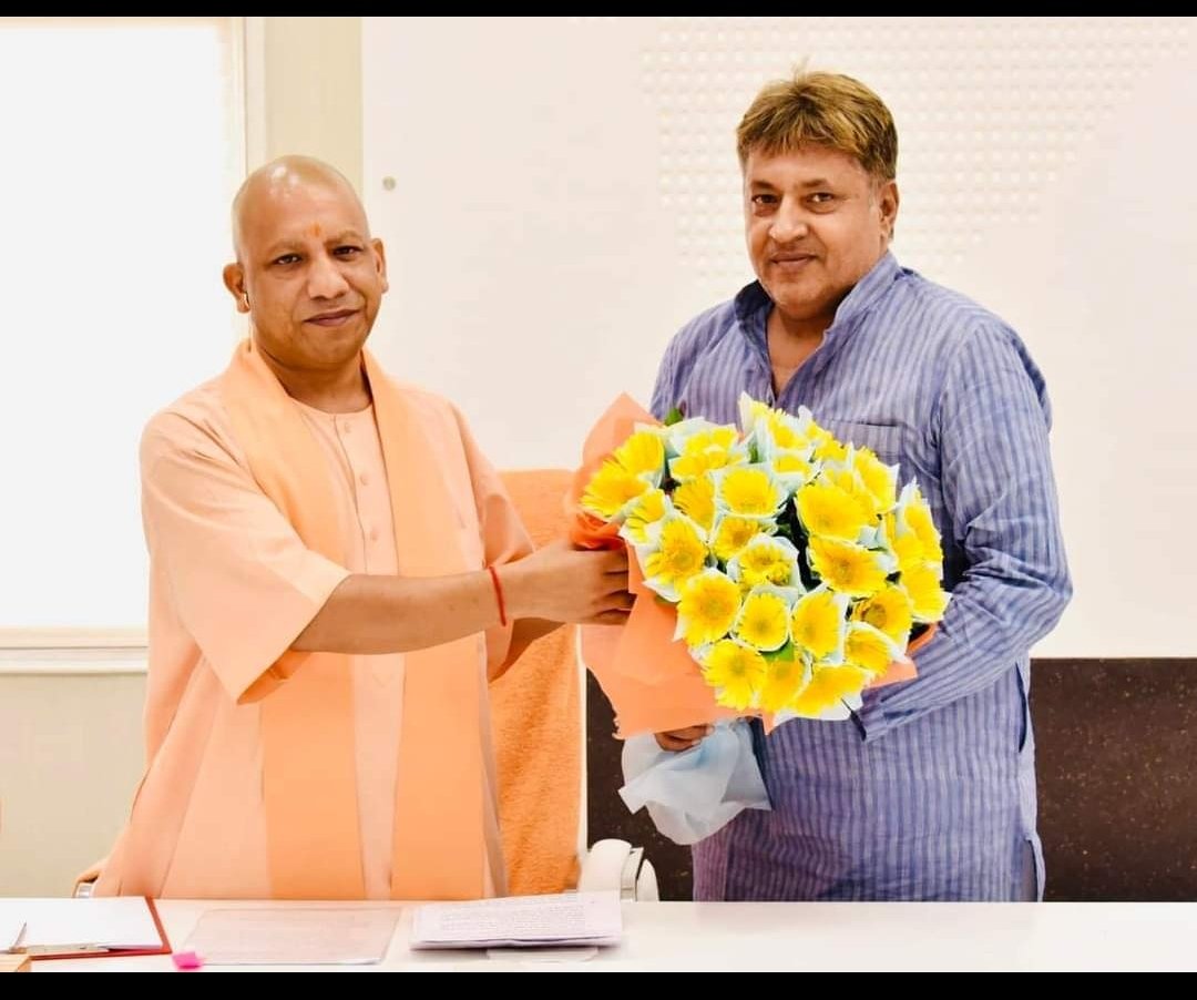 Homnidhisingh's tweet photo. #पूर्व_राज्य_मंत्री, #उत्तर_प्रदेश_शासन , हमारे जिला बुलंदशहर के शिकारपुर विधानसभा से विधायक, #माननीय_अनिल_शर्मा_चाचा_जी 
आपको जन्मदिन की हार्दिक बधाई एवं शुभकामनाएं ।।💐
ईश्वर से आपके स्वस्थ जीवन व दीर्घायु की प्रार्थना करता हूँ ।।
@MlaShikarpur @kushsharma_adv https://t.co/5LOUuk4cEH