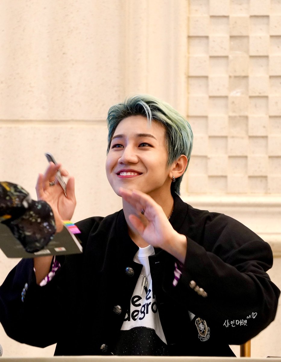 220624 인터아시아 2TAN 대면사인회 
소다를 반겨주는 너무 이쁜 창서니
너무 이뻐🧡😍

<a href="/tan__official_/">TAN_official</a> 
#2TAN #이창선 #창선 #leechangsun 
#changsun #TAN #탄 #ToAllNations