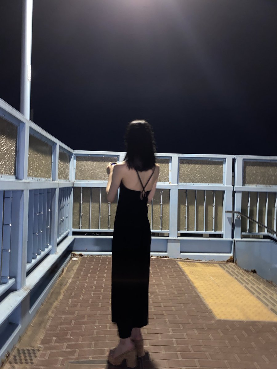 __dnzm's tweet image. 夏の深夜散歩