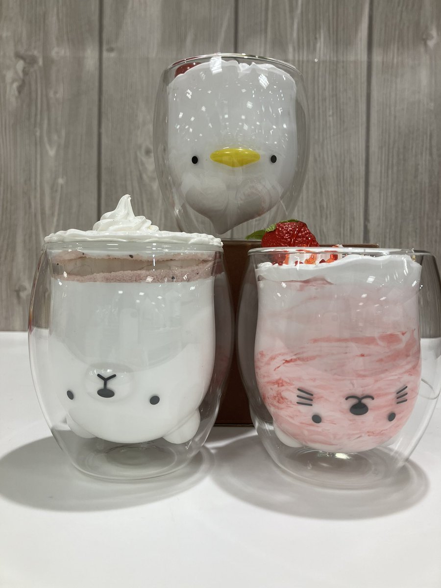 Hands_Sendai's tweet photo. こんにちは😃
ニャン😸ともかわいい
ダブルウォールグラス
入荷😄✨
見てるだけで思わず微笑んで
しまいますよね✨
飲み物をいれたり、
スイーツをかわいく
デコレーションしたり👍
ギフトにもおすすめです🎁
種類は ねこ、あひる 、いぬ
価格 3,520円(税込)
#GOODGLAS
#ダブルウォールグラス https://t.co/fEkSVDX59P