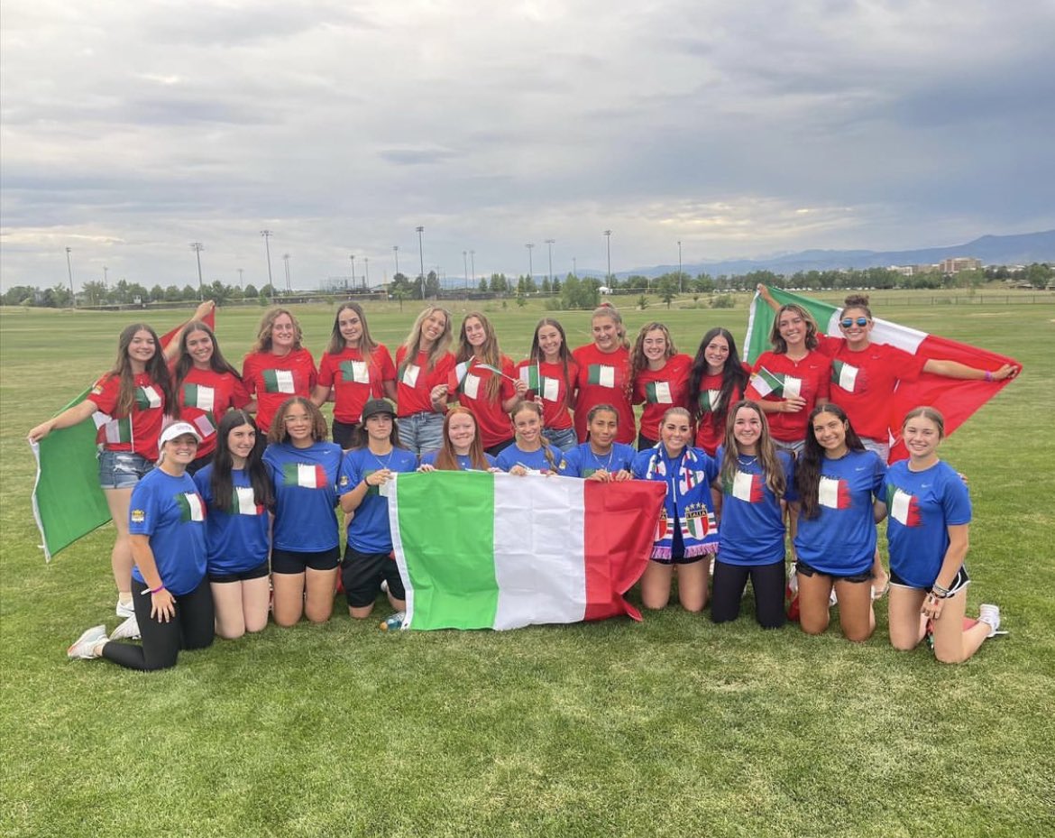 BOTH teams take a Dub today! 16U beat USA 4-2 and our 18U team beat GB 8-1. Tomorrow 18U plays Polynesia at 8am and 16U Vs PR at 10am. Good luck ladies! <a href="/TCSFastpitch/">TC Fastpitch</a> #teamitaly #InternationalChallenge #WhoAreWe #IPlayTCS